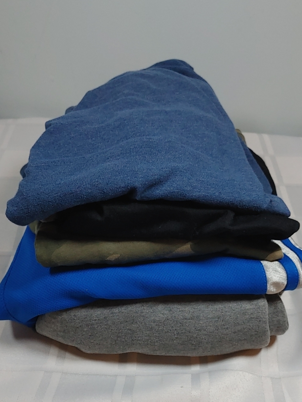 Lot of Boys' Youth Clothing, 5 Items, Size XL (16-18), Adidas, CCM, Etc.